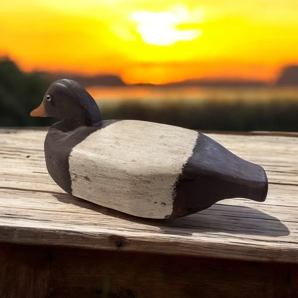 VTG Primitive Wooden Duck Decoy Hand Painted/Carved Solid Heavy 5LB Glass Eyes